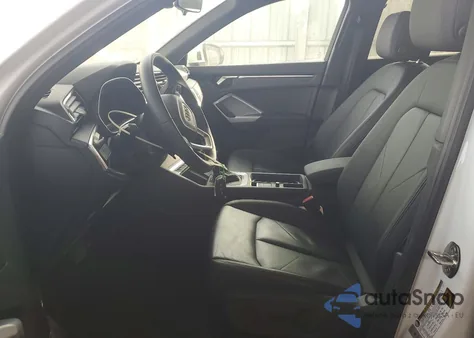 2025 Audi Q3 Premium S Line 45 z USA, uszkodzony, nr VIN WA1DECF36S1013459